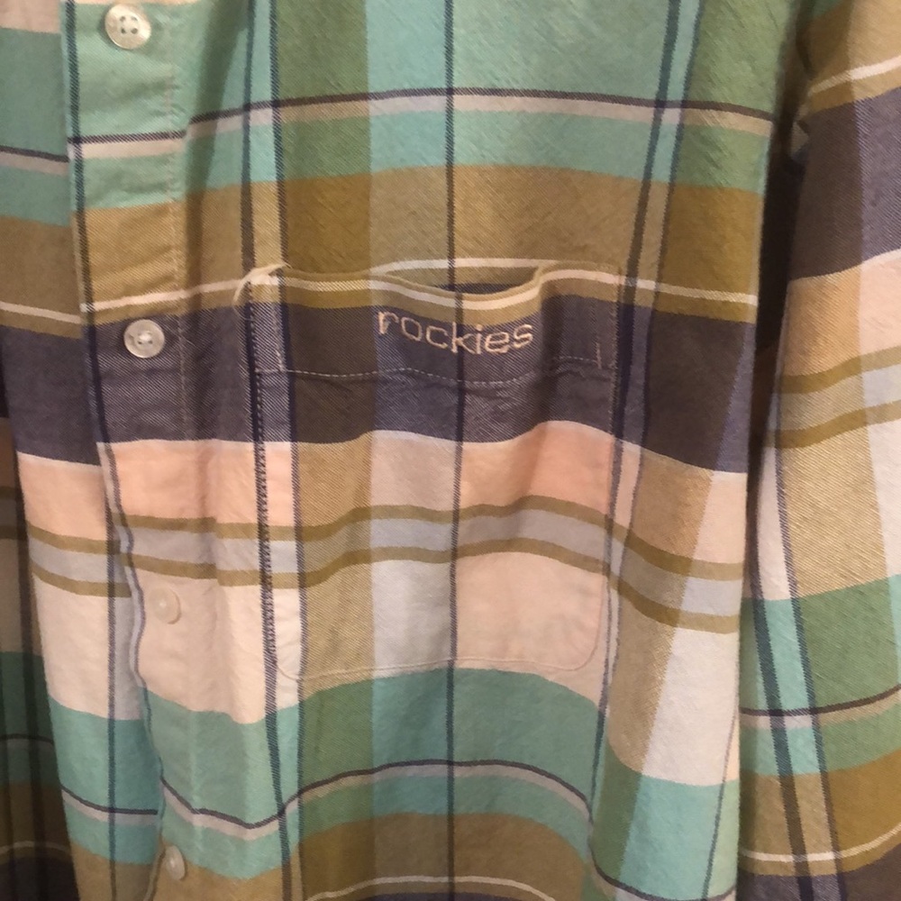 Plaid button down - Picture 4 of 4